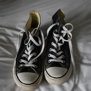 Black high top converse